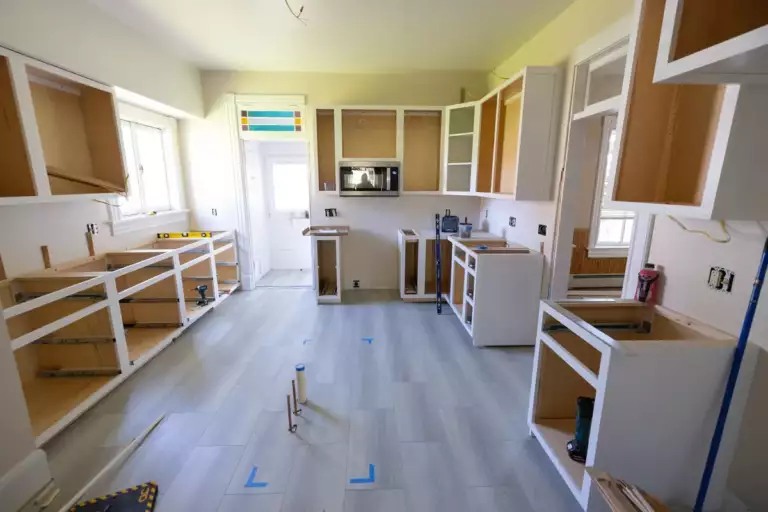 Rénover sa cuisine en appartement : étapes, budget et points de vigilance